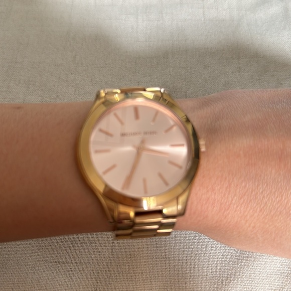 MK ROSE GOLD WATCH - Picture 3 of 3